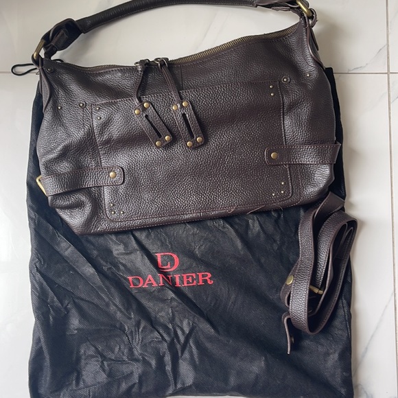 Danier leather shoulder bag & cross bag - Picture 4 of 8
